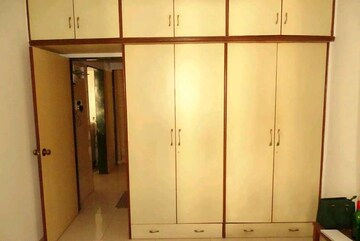 Furnished Amenities in 1 BHK Apartment at Manish Krishna CHS, Andheri West – for Rent
