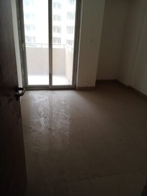 Master Bedroom in 3.5 BHK Apartment at Adani Oyster Greens, Sector 102 – for Sale