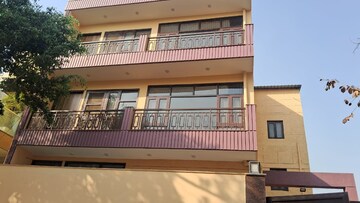 3 BHK Apartment – Exterior View View at DLF Pink Town House, Dlf City Phase 3 - for Rent