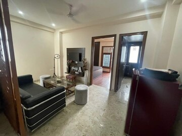 Living Room in 1 BHK Apartment at Sushant Lok 3, Sector 57 – for Rent