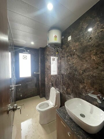 Bathroom in 1 BHK Apartment at Sushant Lok 3, Sector 57 – for Rent