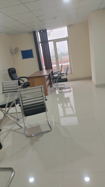 Team Area in  Office Space at Vipul Plaza Faridabad, Sector 81 – for Rent