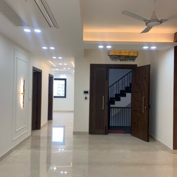 Living Room in 4 BHK Builder Floor at Ansal API Esencia, Sector 67 – for Sale