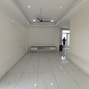 Master Bedroom in 3 BHK Apartment at Kondapur – for Rent