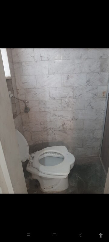 Bathroom in 1.5 BHK Apartment at Adarsh Nagar Society, Worli – for Rent