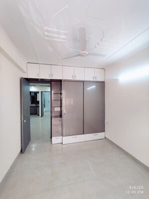 Furnished Amenities in 3 BHK Apartment at Ireo The Corridors, Sector 67a – for Sale