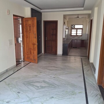 Master Bedroom in 3 BHK Builder Floor at Sushant Lok 2, Sector 57 – for Rent