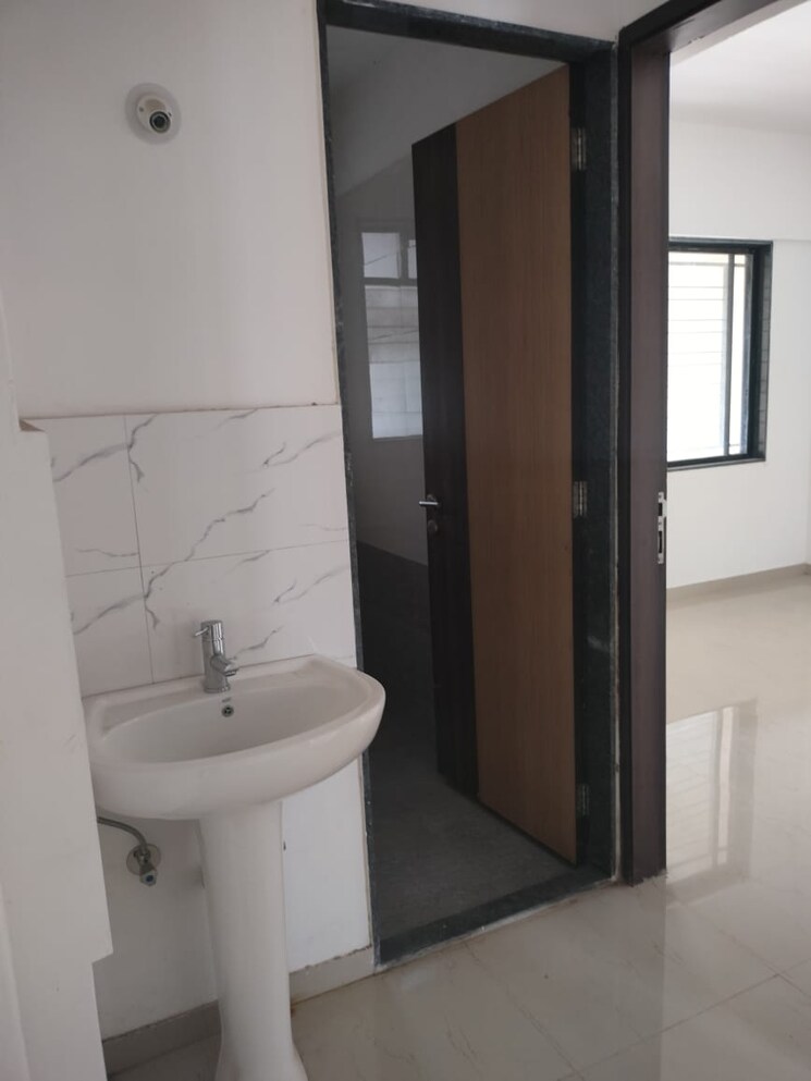 Bathroom, natu-golden-trellis 2.5 Bedroom 1100 Sq.Ft. Apartment In Balewadi Pune 8462769