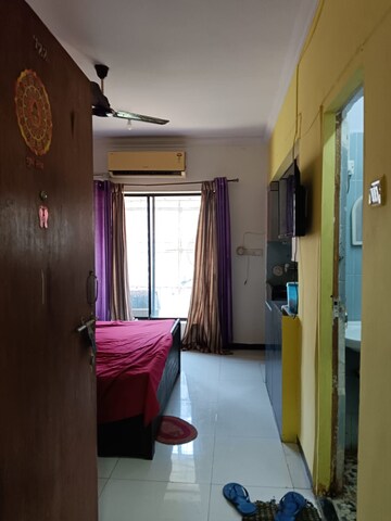Furnished Amenities in 1 RK Apartment at Piccadilly 1 CHS, Goregaon East – for Rent