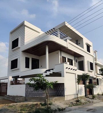 3 BHK Villa For Sale in Hosur Road