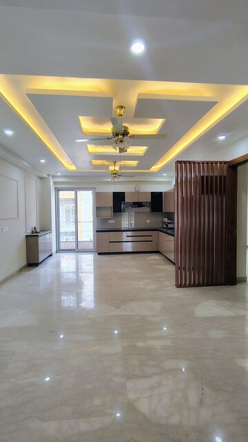 3 BHK Builder Floor For Rent in Hong Kong Bazaar, Sector 57