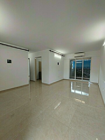 Master Bedroom in 2 BHK Apartment at Dosti Greenscape, Hadapsar – for Sale