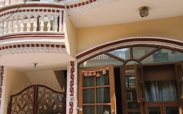 1 RK Independent House For Sale in New Colony