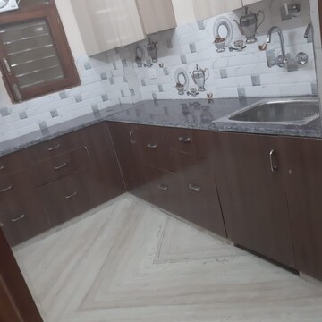 2 BHK Builder Floor For Rent in Sector 43