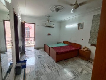Bedroom in 3 BHK Apartment at MDS Jai Shri, Sector 23 – for Rent