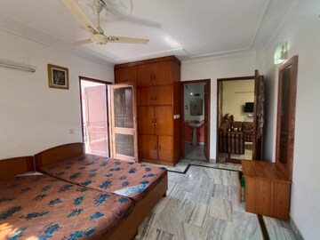 Bedroom in 3 BHK Apartment at MDS Jai Shri, Sector 23 – for Rent
