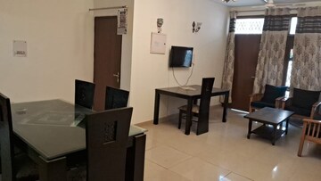 Building Lobby in 3 BHK Builder Floor at Ardee City, Sector 52 – for Rent