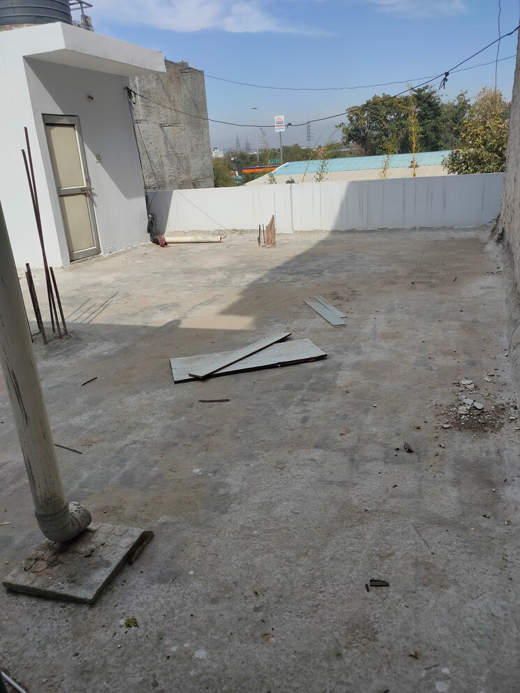 Floor Plan, guru-nanak-enclave Commercial Showroom 660 Sq.Ft. In Dhakoli Zirakpur 8463121