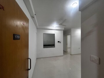 Room in 2 BHK Apartment at Godrej 24, Hinjewadi – for Rent