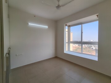 Room in 2 BHK Apartment at Bhartiya Nikoo Homes Phase 2, Thanisandra Main Road – for Sale