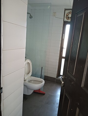 Bathroom in 3 BHK Apartment at Unitech Fresco, Sector 50 – for Rent