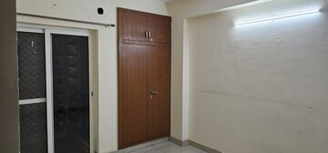 Master Bedroom in 3 BHK Apartment at Amrapali Golf Homes, Sector 4, Greater Noida – for Rent