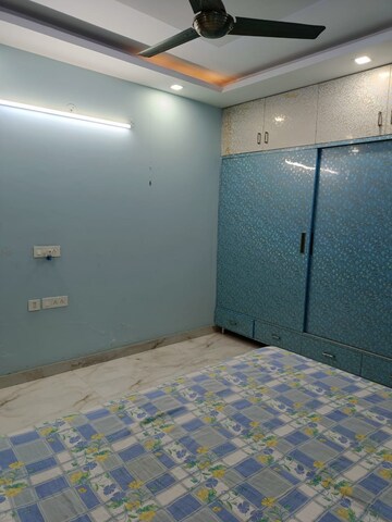 Master Bedroom in 4 BHK Builder Floor at Sector 23 – for Rent