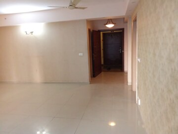 Room in 3 BHK Apartment at DLF New Town Heights III, Sector 91 – for Rent
