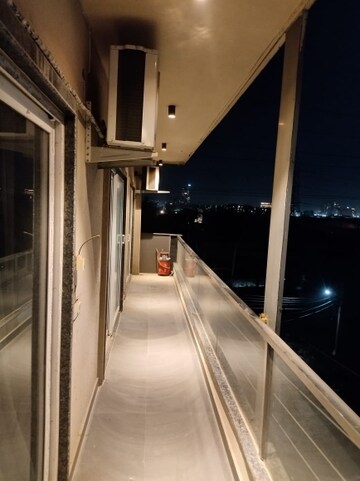 Furnished Amenities in 4 BHK Builder Floor at Huda CGHS, Sector 56 – for Rent