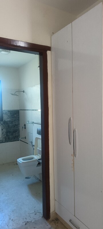 Bathroom in 3 BHK Apartment at Sagavi Apartment, Sector 55 – for Rent