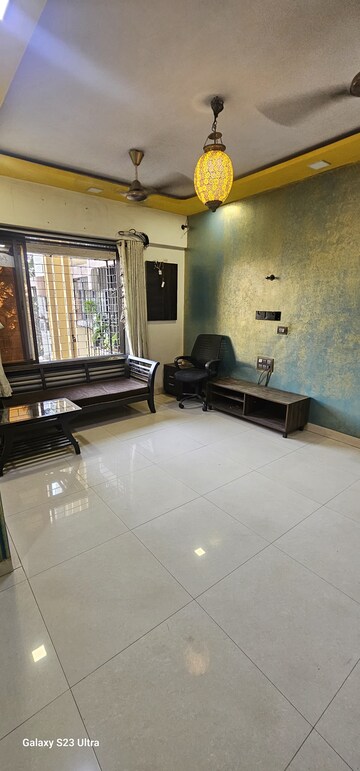 Master Bedroom in 1 BHK Apartment at Cancer Pisces, Malad West – for Rent