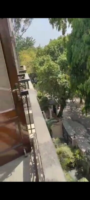 2 BHK Builder Floor – Map Location View at Hauz Khas - for Rent