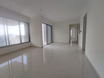 Room in 4 BHK Apartment at Kalpataru Jade Residences, Baner – for Sale