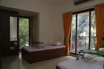 2 BHK Apartment For Rent in Om Palace CHS, Vile Parle East