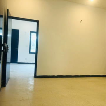 Room in 3.5 BHK Villa at Sector 21 – for Rent