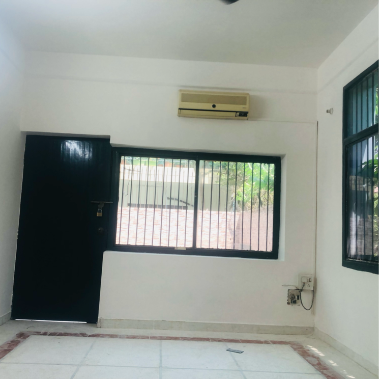 Room, sector 21 3.5 Bedroom 1700 Sq.Ft. Villa In Sector 21 Gurgaon 8463587