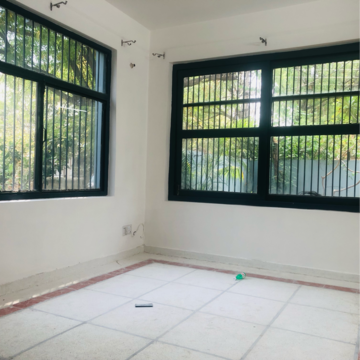 Room in 3.5 BHK Villa at Sector 21 – for Rent