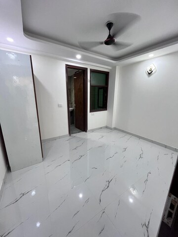 Master Bedroom in 3 BHK Builder Floor at Khirki Extension – for Rent