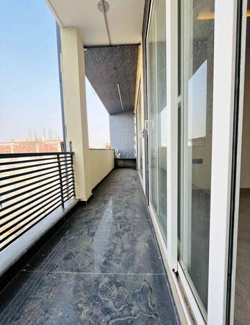 Balcony in 2 BHK Builder Floor at Paschim Vihar – for Rent