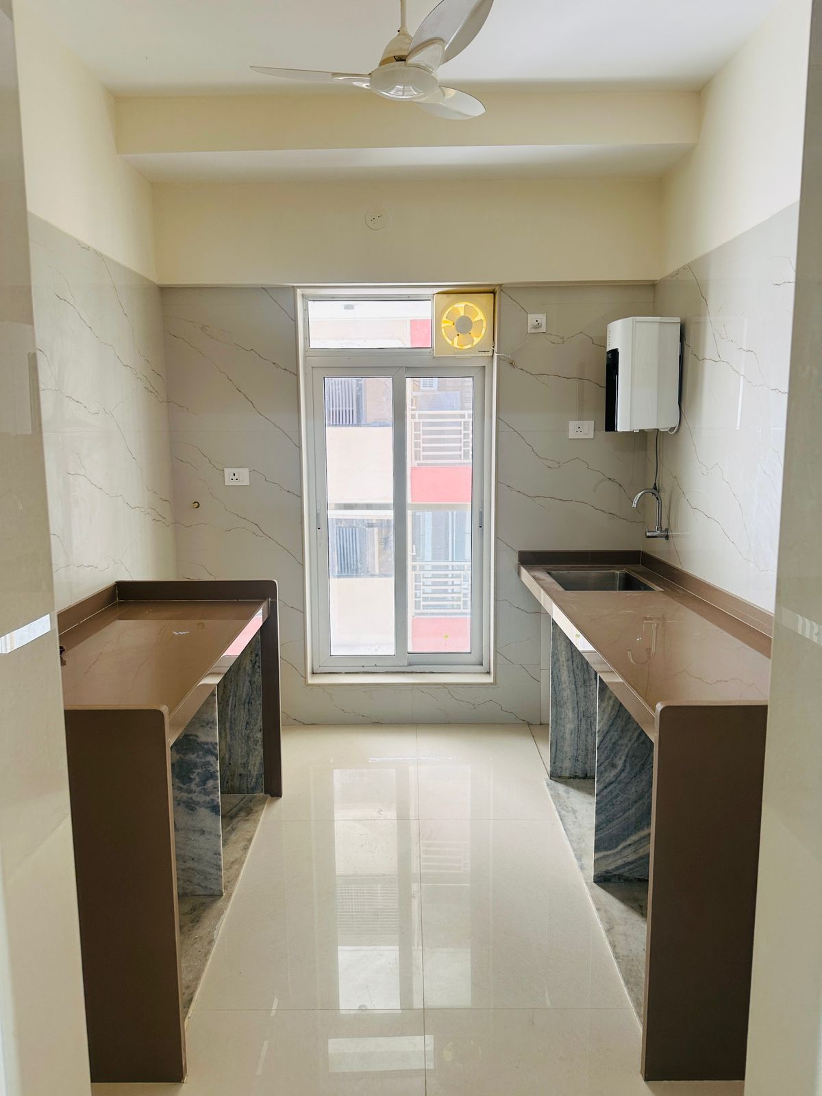 3 BHK 1100 Sq.Ft. Apartment in Roop Apartments