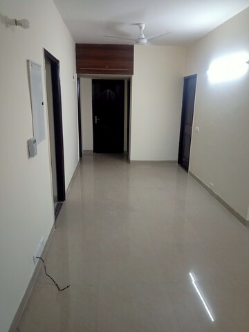 Master Bedroom in 2 BHK Apartment at DLF Regency Park I, Dlf Phase iv – for Rent