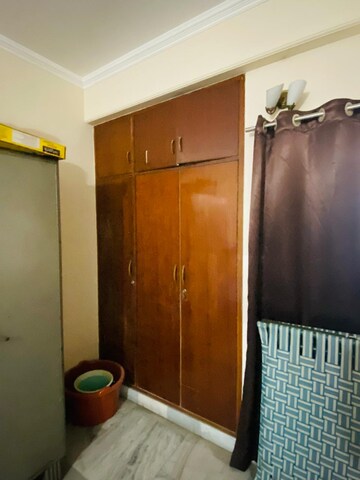 Room in  Pg at Gomti Nagar – for Rent
