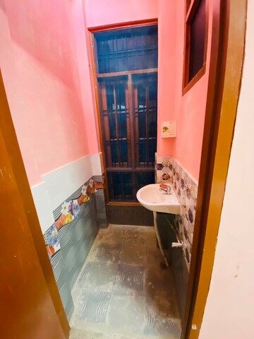 Room in  Pg at Gomti Nagar – for Rent