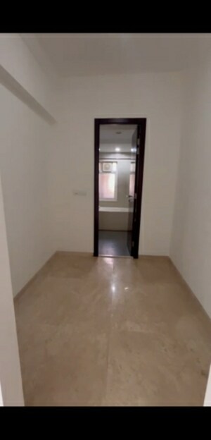 Bathroom in 4 BHK Apartment at Hiranandani Gardens Glen Ridge, Powai – for Sale