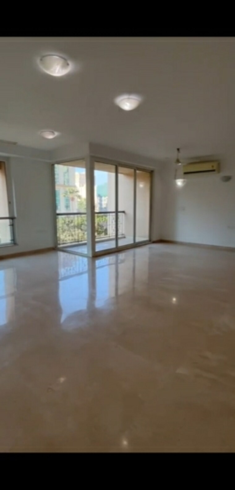 Living Room, hiranandani-gardens-glen-ridge 4 Bedroom 2700 Sq.Ft. Apartment In Powai Mumbai 8463710