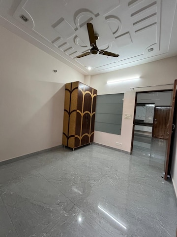Master Bedroom in 3 BHK Builder Floor at Sector 56 – for Rent