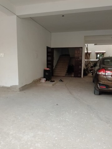Building Lobby in 2 BHK Independent House at Hatia – for Rent