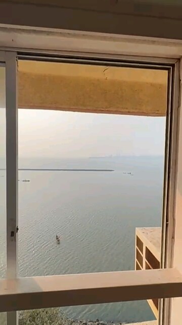 Bedroom in 3 BHK Apartment at Maker Tower, Cuffe Parade – for Sale