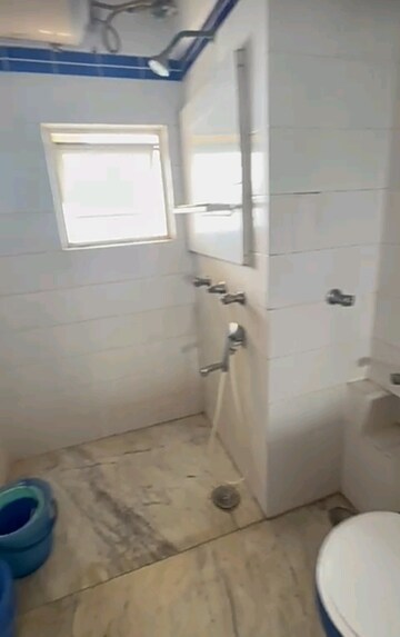 Bathroom in 3 BHK Apartment at Maker Tower, Cuffe Parade – for Sale