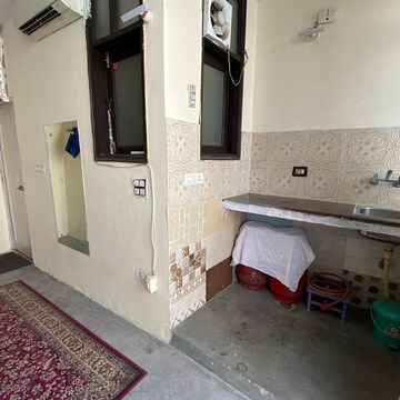 1 RK Builder Floor – Exterior View View at Jangpura - for Rent